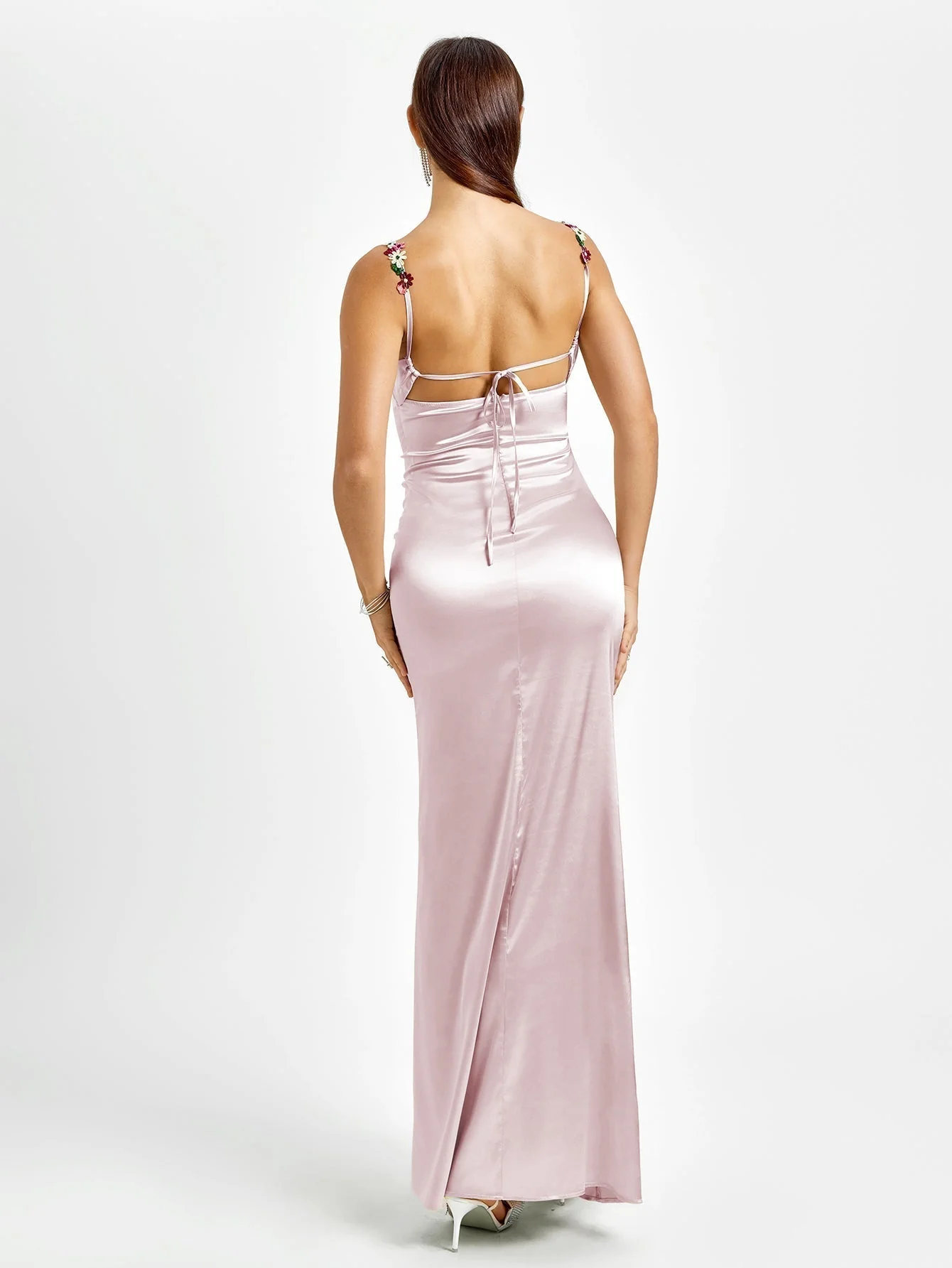 Flora | Satin Maxikleid für den Abend - Image 17