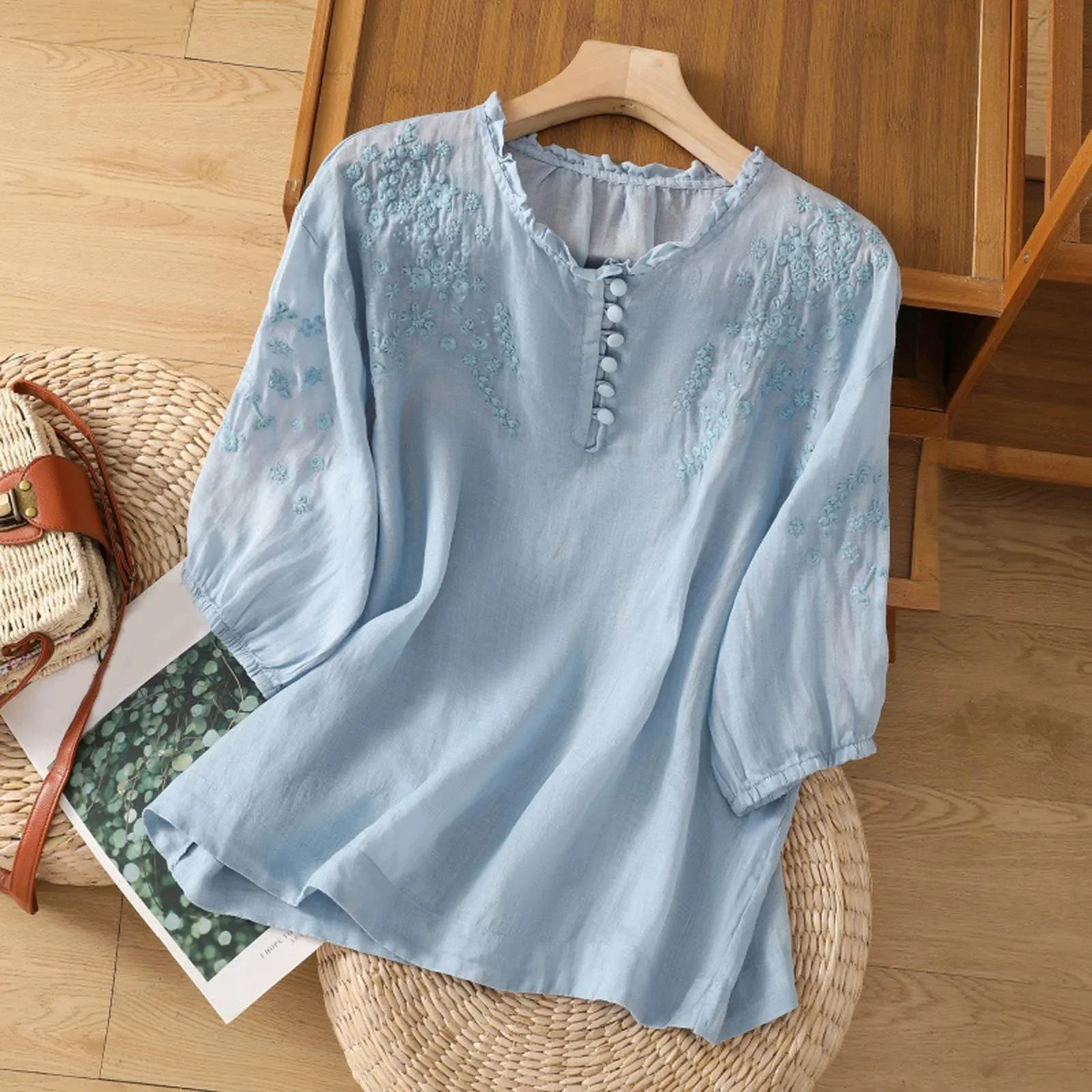 Geblümte Bluse mit Knopfleiste für Damen – Elegante Sommermode - Image 4