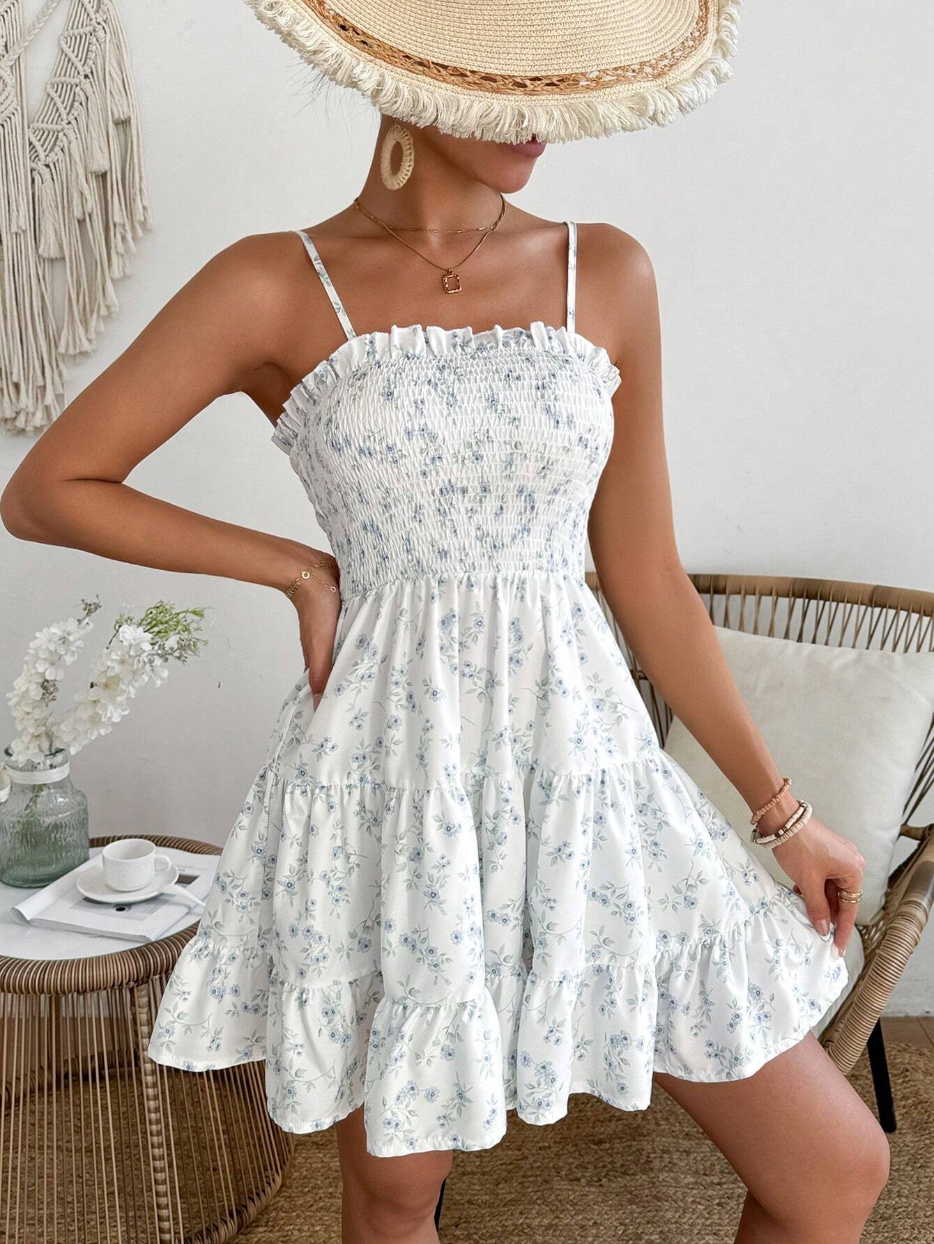 Geblümtes Sommerkleid mit Spaghettiträgern – Luftig, Feminin & Romantisch - Image 4