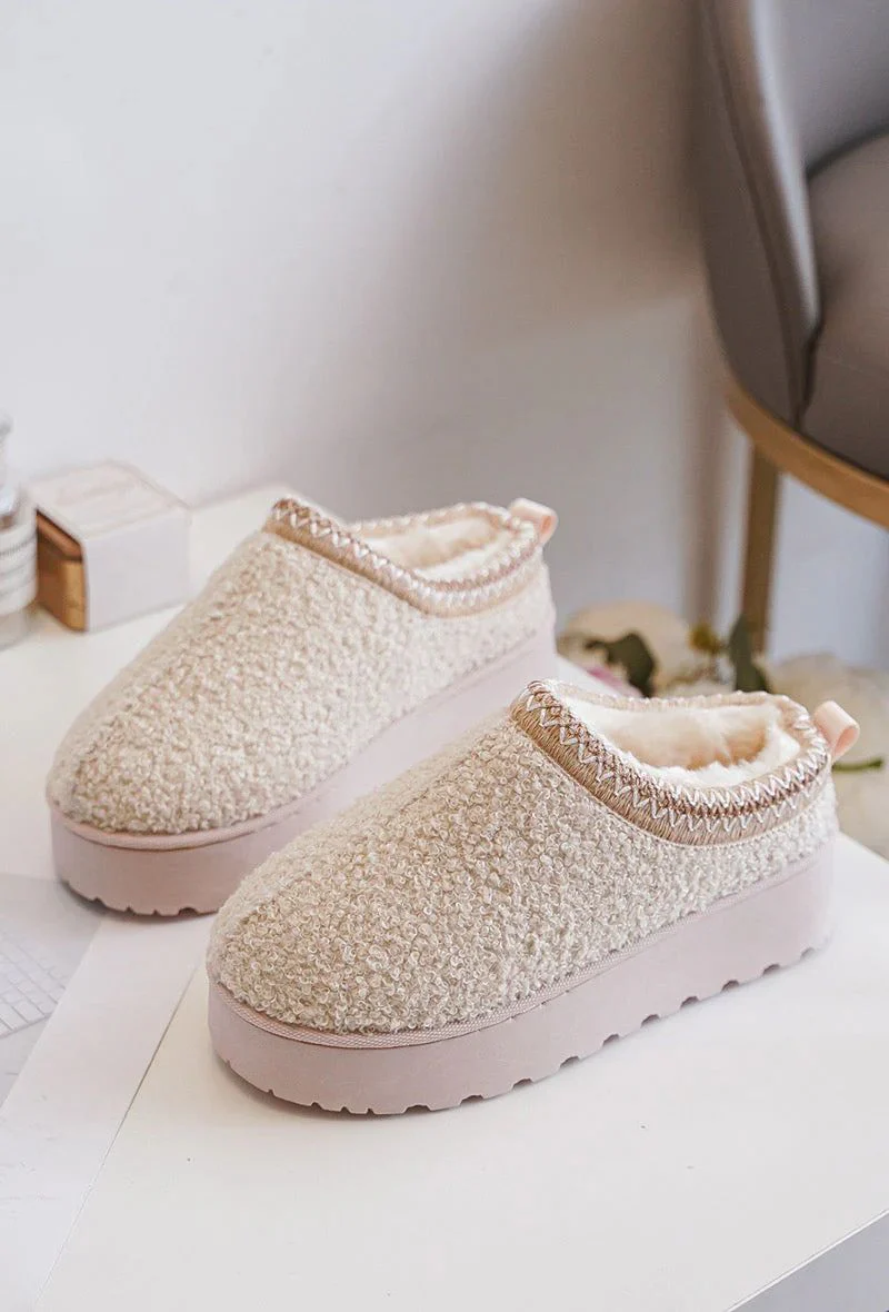 Gemütliche Slipper für Frauen - Ema - Image 3