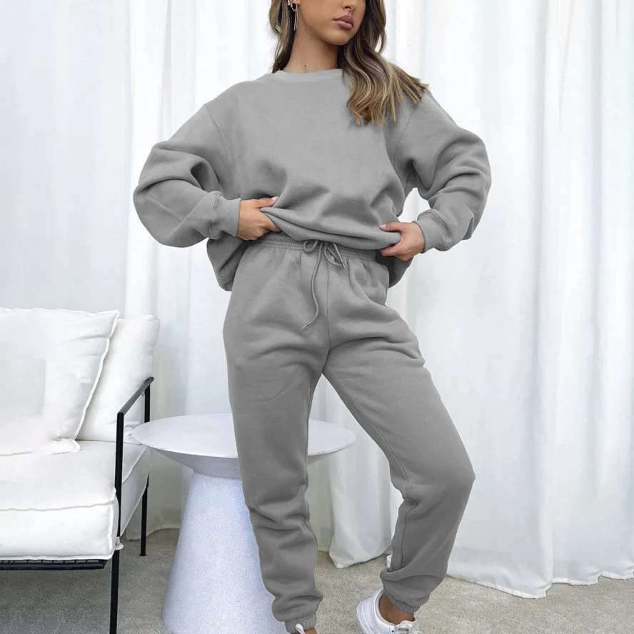 Gemütlicher Pullover und Hose für Frauen - Alma - Image 2