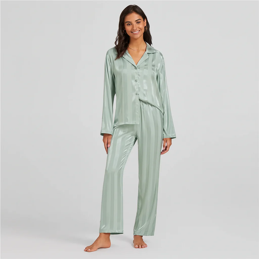 Gemütliches Damen-Pyjama-Set - Image 2