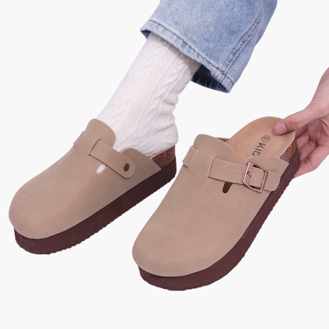 Geschlossene Clogs - Damen Komfort mit Riemen und Fußbett - Image 6