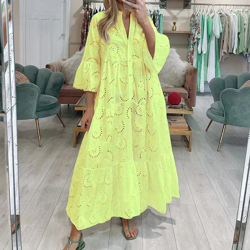 Gesticktes Kleid für Damen mit Ausschnitten - Image 2