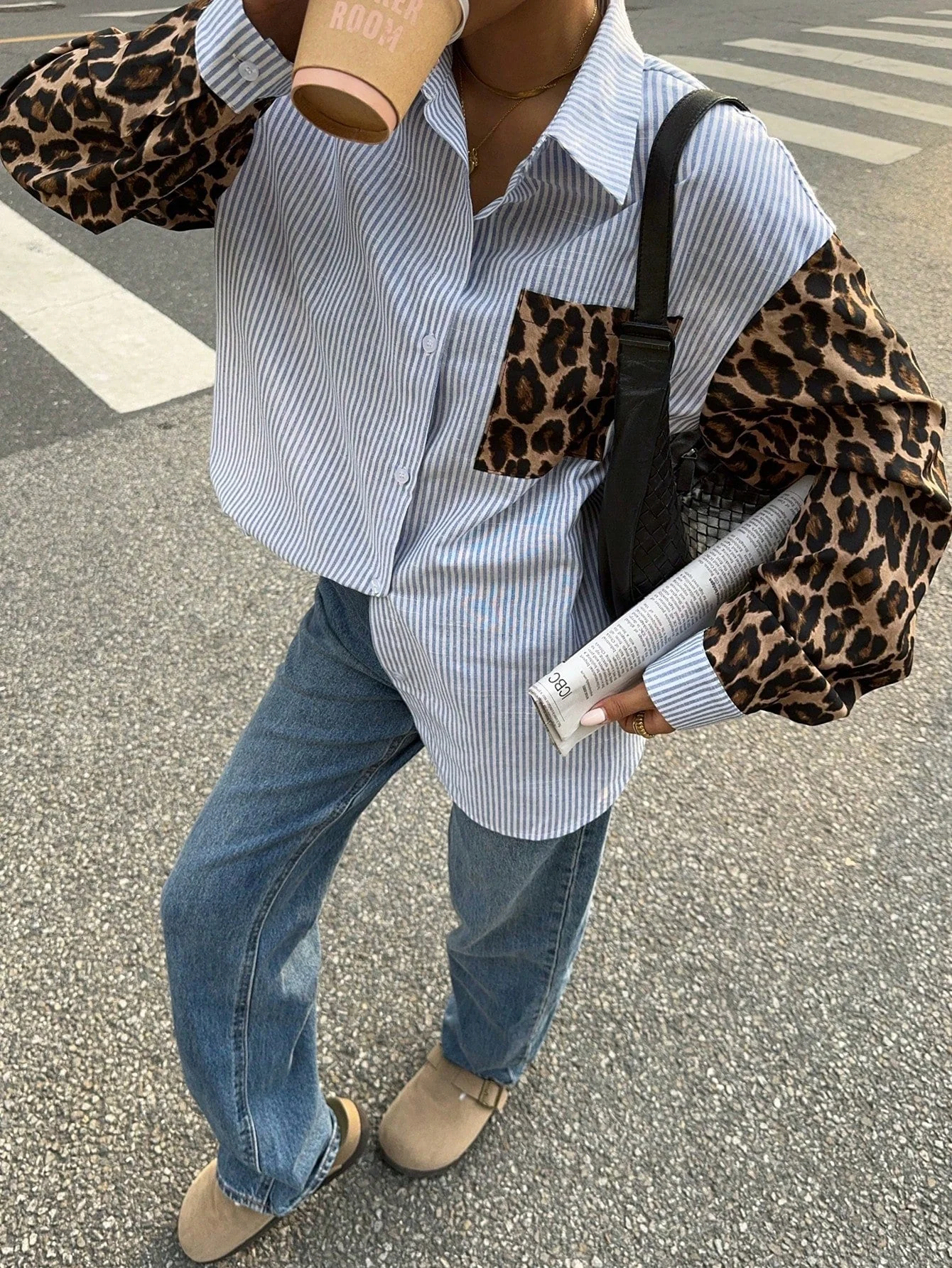 Gestreifte Damenbluse mit Leo-Details – Auffällig, Lässig & Streetstyle-ready - Image 6