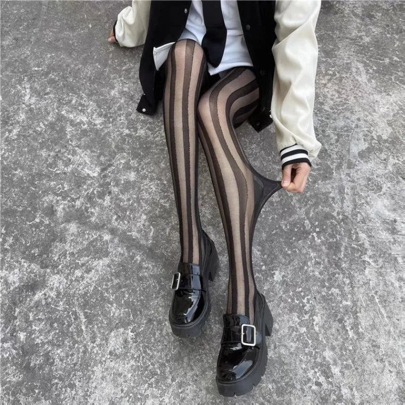 Gestreifte Strumpfhose für Damen | Schwarz - Image 3