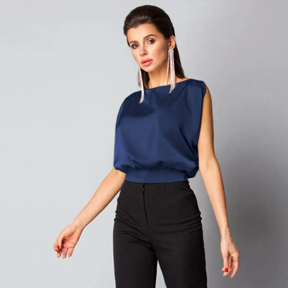 Giovanna | Ärmelloses Satin-Seiden-Top für Frauen mit Schleifendetail auf dem Rücken - Image 2