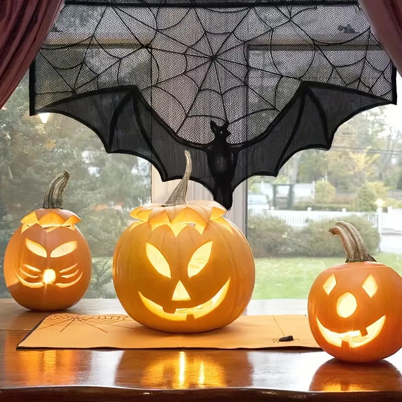 GothicLace Halloween Spitzen-Deko – Schwarzer Überwurf mit Fledermaus & Spinnennetz - Image 4