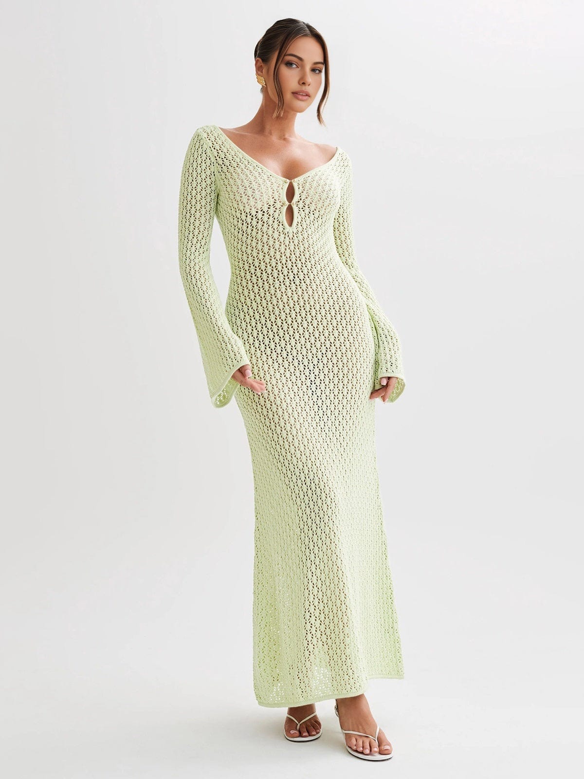 Greta | V-Ausschnitt Gehäkeltes Maxikleid mit Glockenärmeln  – Boho-Chic für den Sommer - Image 10