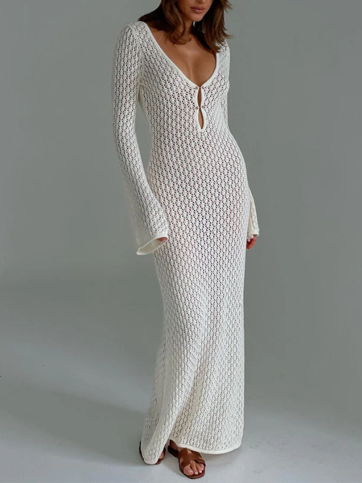 Greta | V-Ausschnitt Gehäkeltes Maxikleid mit Glockenärmeln  – Boho-Chic für den Sommer - Image 6