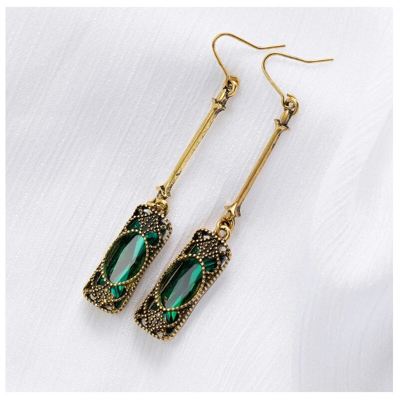 Grüne Laterne Anhänger Ohrringe in Gold - Image 3