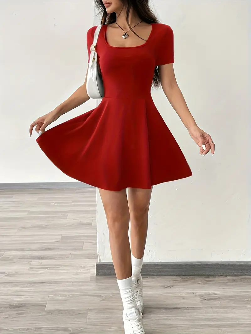 Gudrun – Schickes Skaterkleid mit integrierten Shorts und Tasche - Image 21