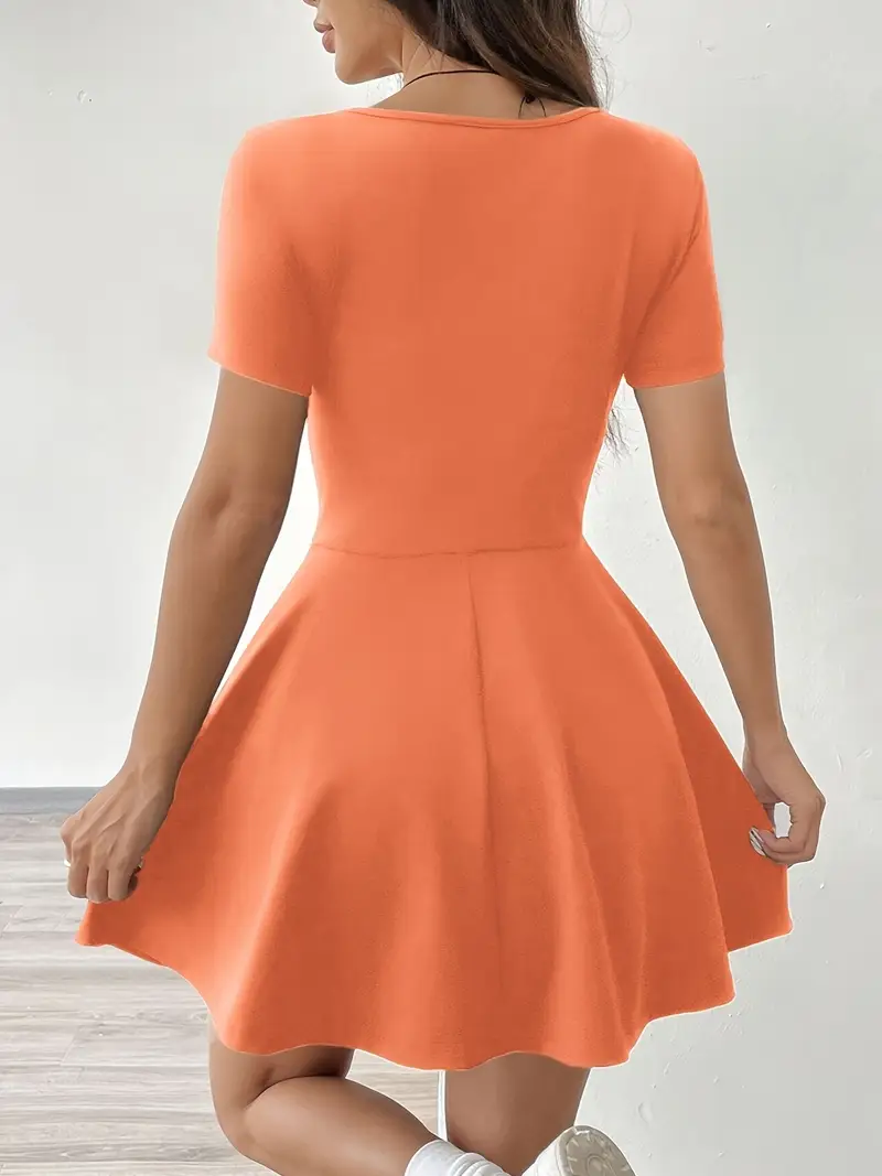 Gudrun – Schickes Skaterkleid mit integrierten Shorts und Tasche - Image 22