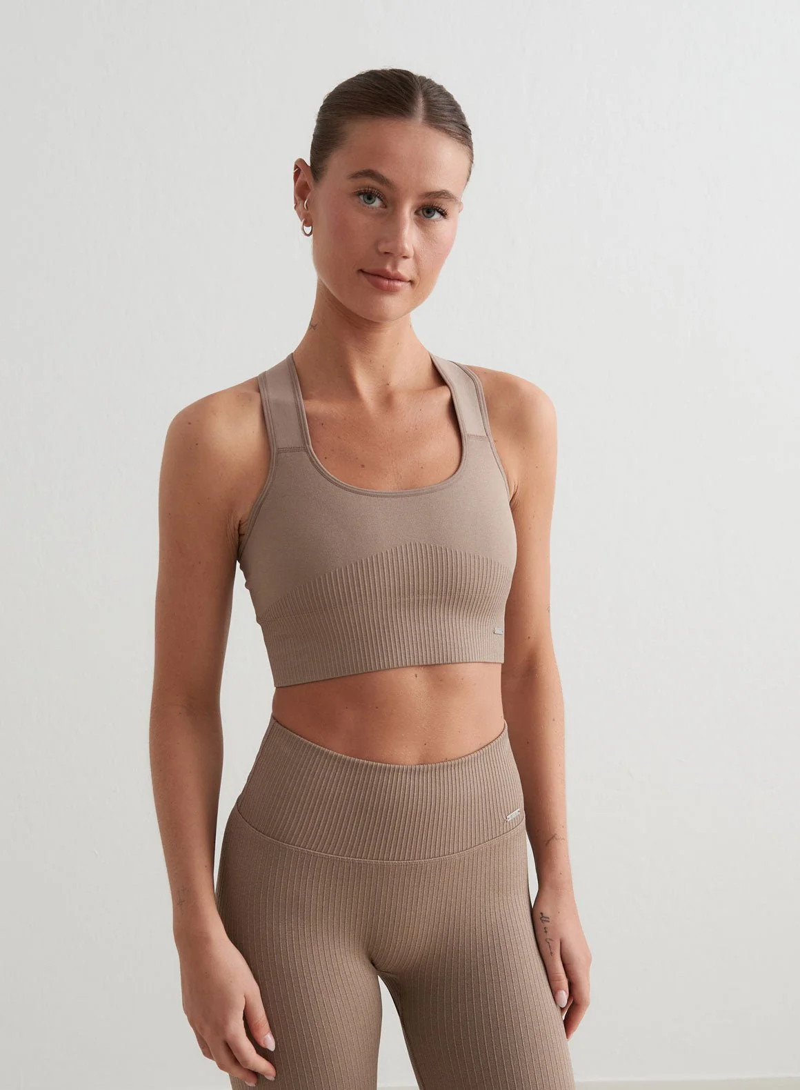 Gudula | Nahtloser Sport-BH für stilvolle Gym Wear - Image 2