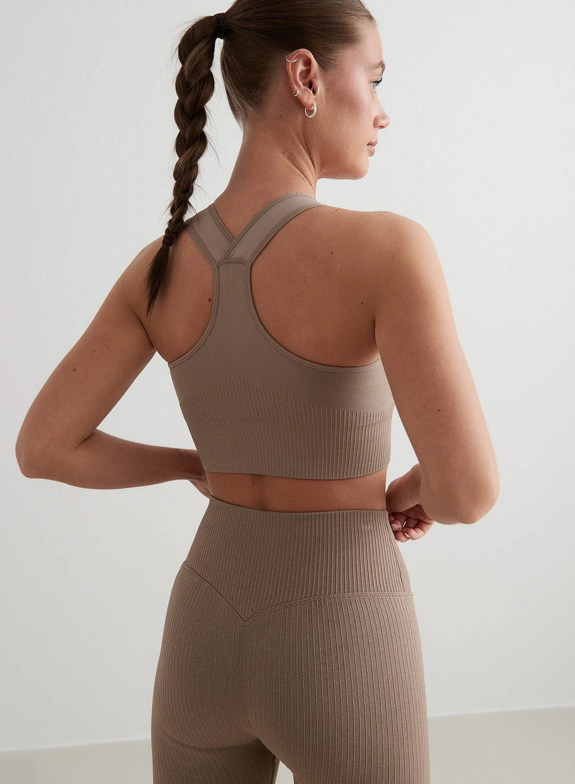 Gudula | Nahtloser Sport-BH für stilvolle Gym Wear - Image 4