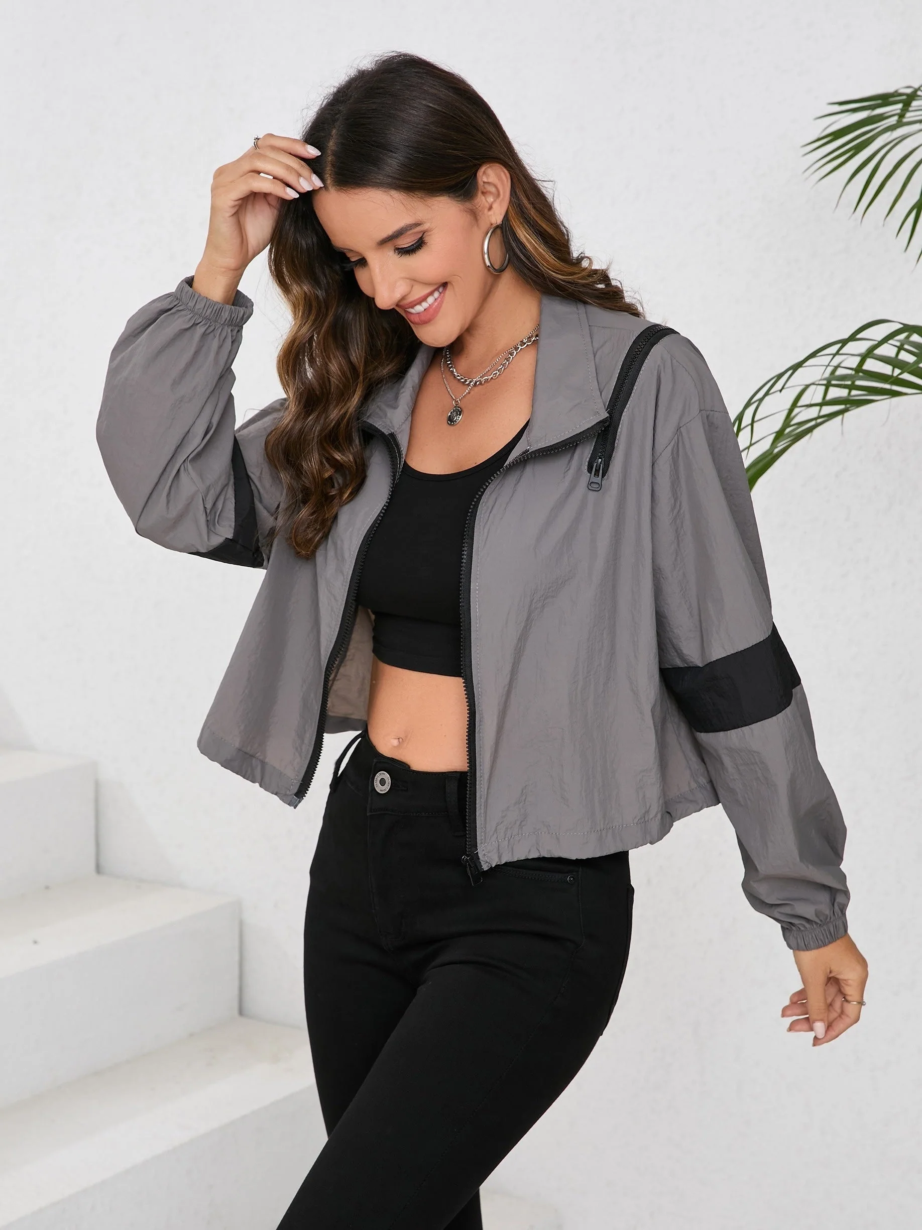 Gudula | Sportliche Windbreaker Jacke - Image 12