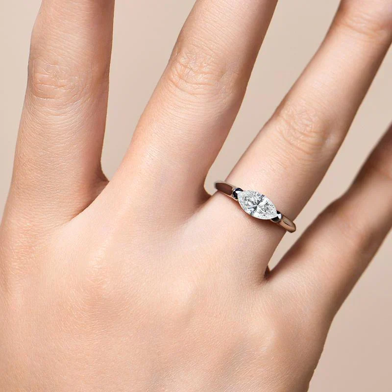 Hailey Playa Thin Gold Ring - Image 2