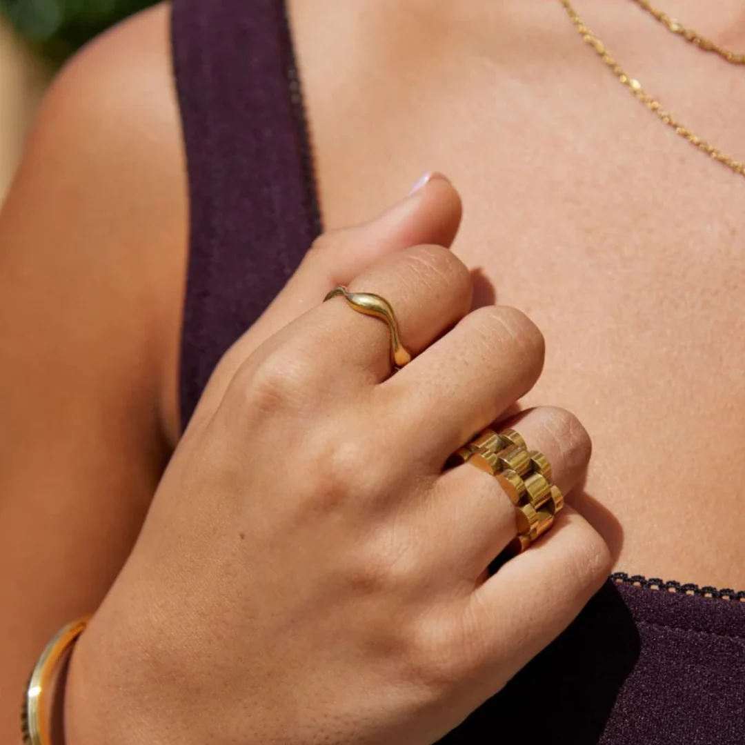 Hanna - Goldene Wellenring - Image 5