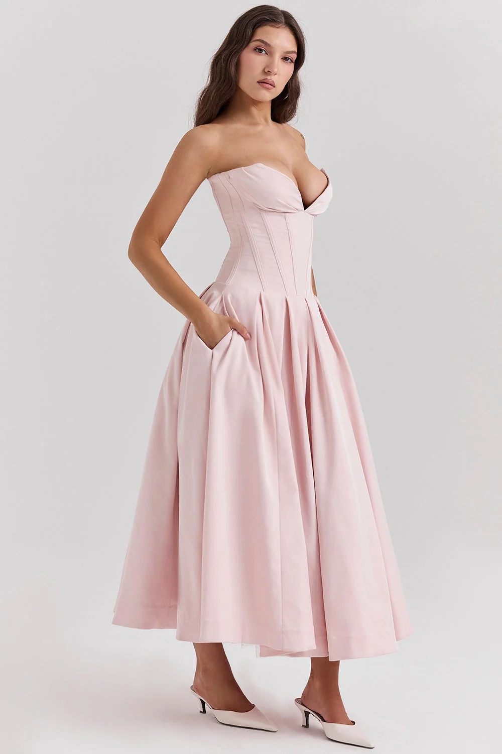 Hanne | Elegantes Midi-Kleid - Image 17