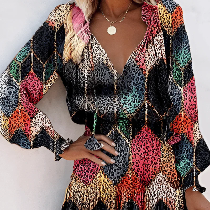 Heilin – Stilvolles Kleid mit lebendigem Print - Image 2