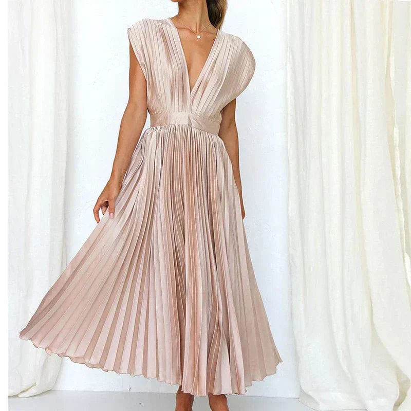 Helena – Plissiertes Damen-Midikleid mit V-Ausschnitt - Image 3