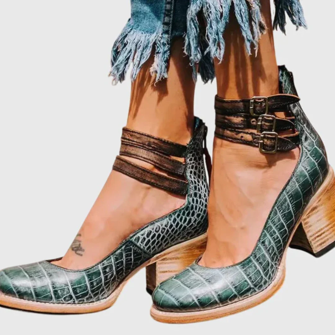 Helene | Damen Schnallenriemen Blockabsatz Stiefel - Image 8