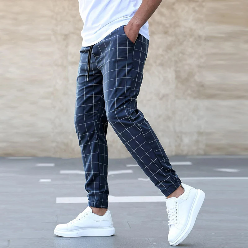 Herren Hose | gerade geschnittene Form mit schlichter Ausführung - Image 4