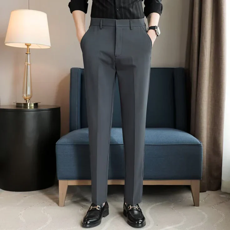 Herren-Hose mit formbetonter passform | geradliniger stil - Image 3