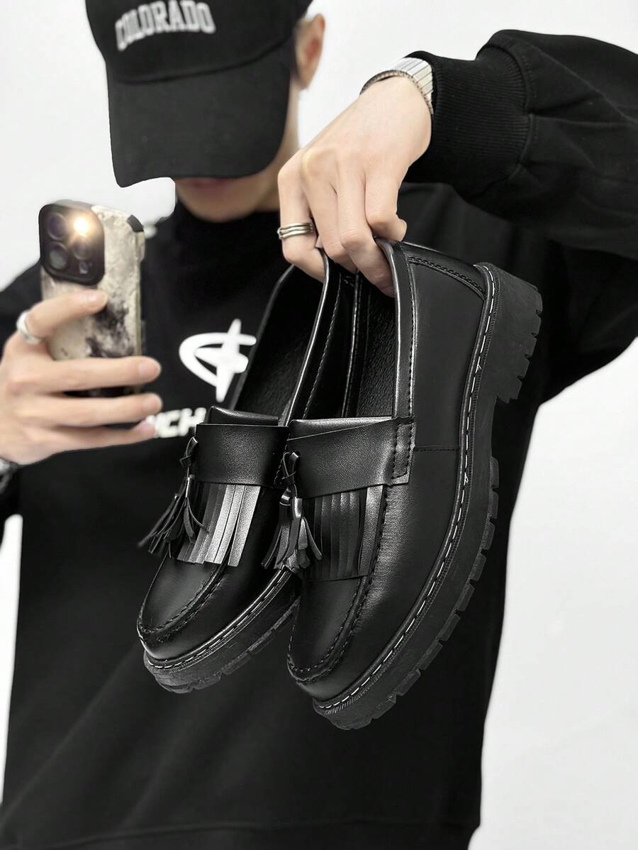 Herren Lässige Schuhe mit dicker Sohle, Slip-On, erhöhte Passform, einfaches schwarzes Leder, rutschfeste Studentenschuhe, formelle Businessschuhe mit Quasten, leichte Lässig Arbeitsschuhe - Image 2