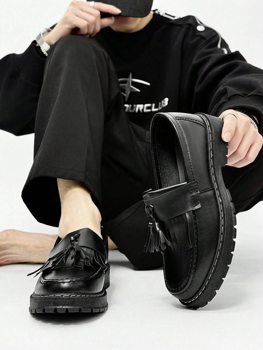 Herren Lässige Schuhe mit dicker Sohle, Slip-On, erhöhte Passform, einfaches schwarzes Leder, rutschfeste Studentenschuhe, formelle Businessschuhe mit Quasten, leichte Lässig Arbeitsschuhe - Image 3