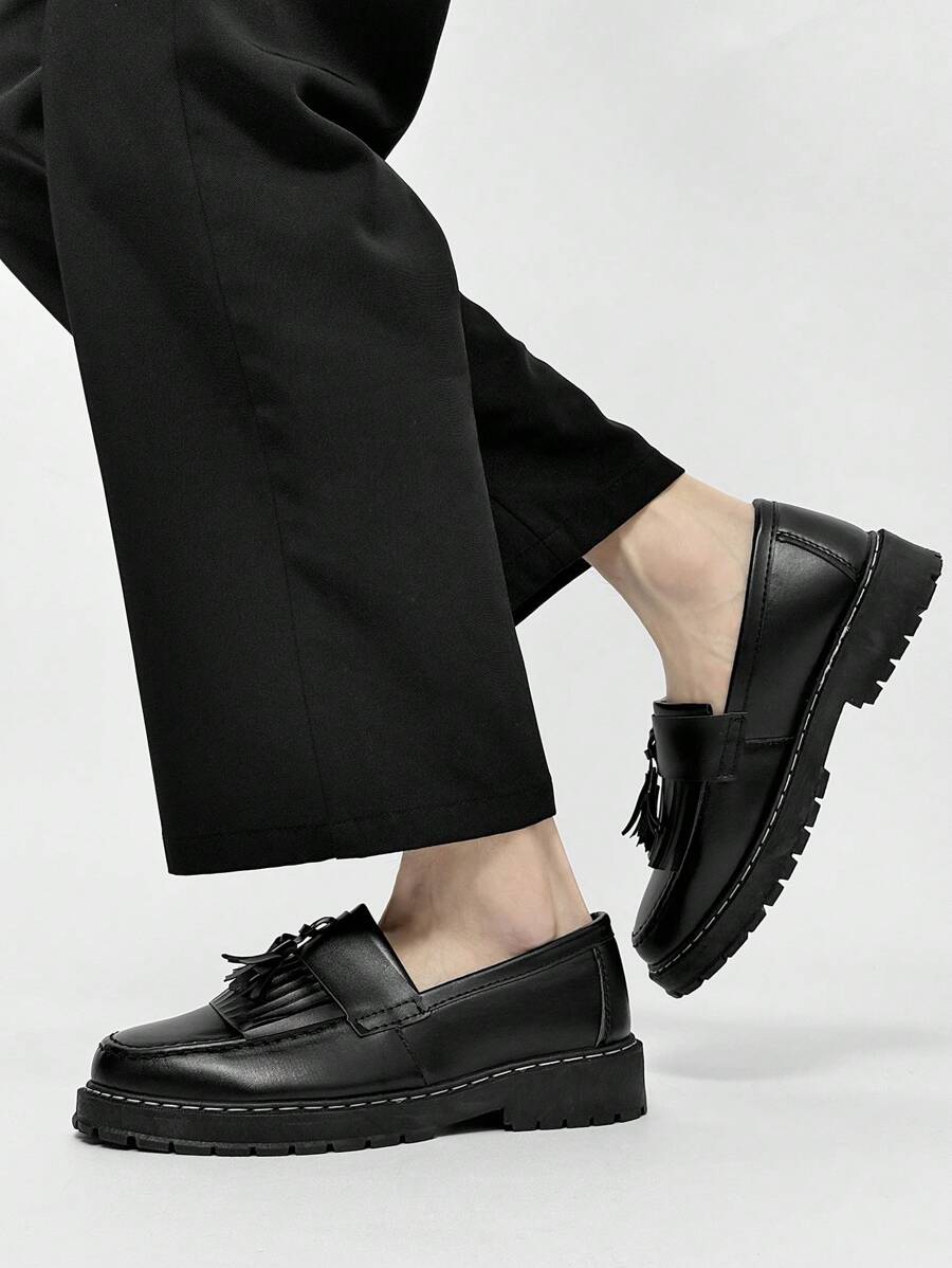 Herren Lässige Schuhe mit dicker Sohle, Slip-On, erhöhte Passform, einfaches schwarzes Leder, rutschfeste Studentenschuhe, formelle Businessschuhe mit Quasten, leichte Lässig Arbeitsschuhe - Image 5