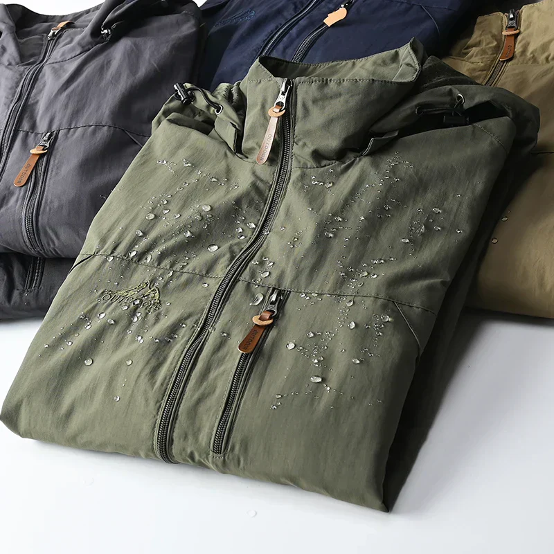 Herren Regenjacke | Schutzorientierte Form mit funktionalem Aufbau - Image 2
