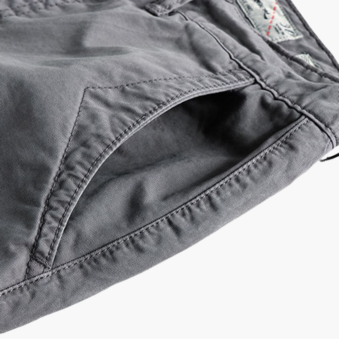 Herren Shorts aus leichter Sommerware mit Taschen und Knopfverschluss - Image 6