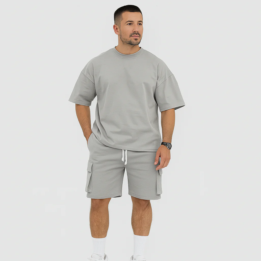 Herren-Sportbekleidungsset – Atmungsaktives Polyester-Rundhals-T-Shirt & Shorts mit Kordelzug und Taschen - Image 2
