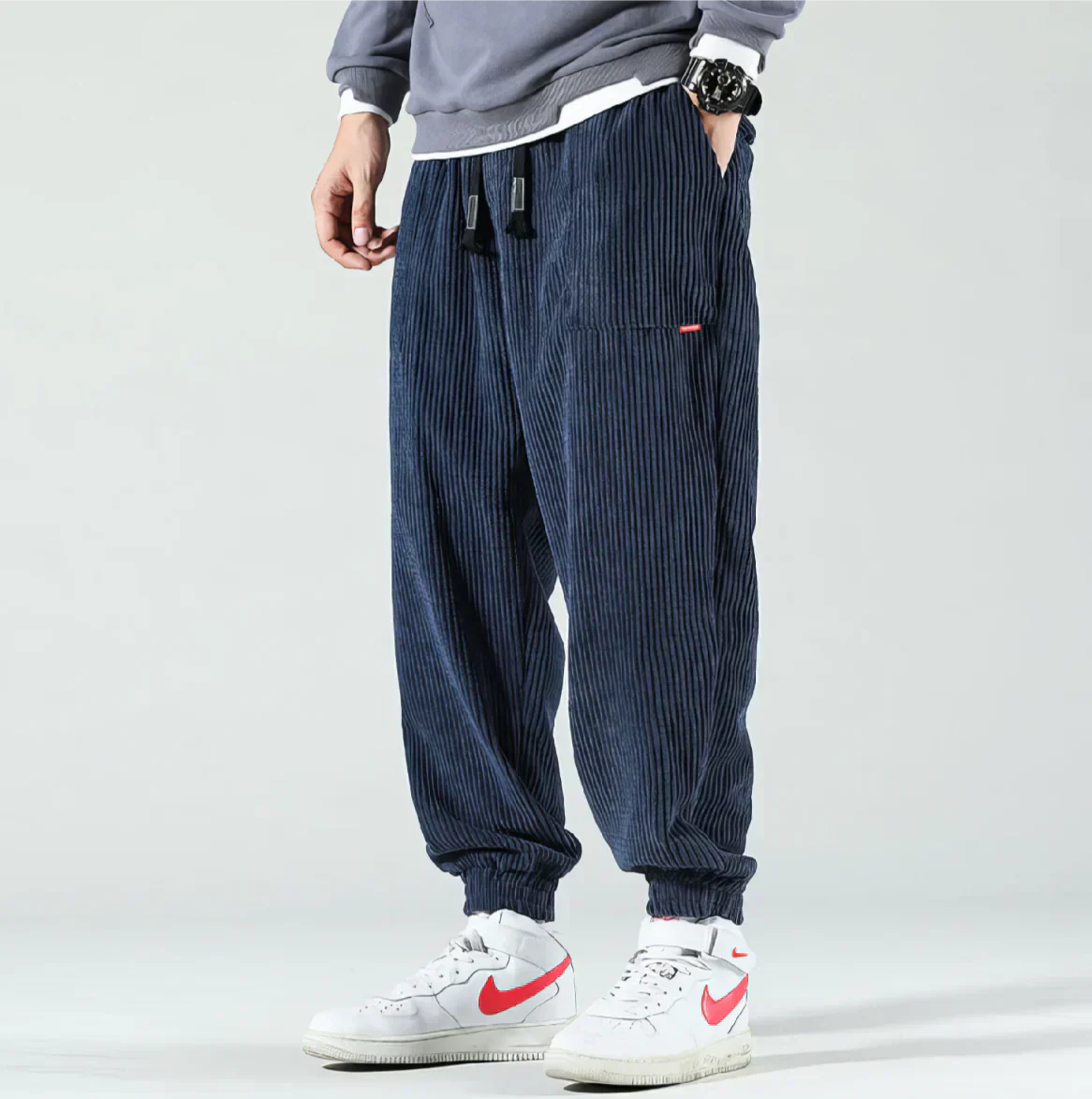 Herrenhose | Weiter Schnitt mit gleichmäßiger Form - Image 2