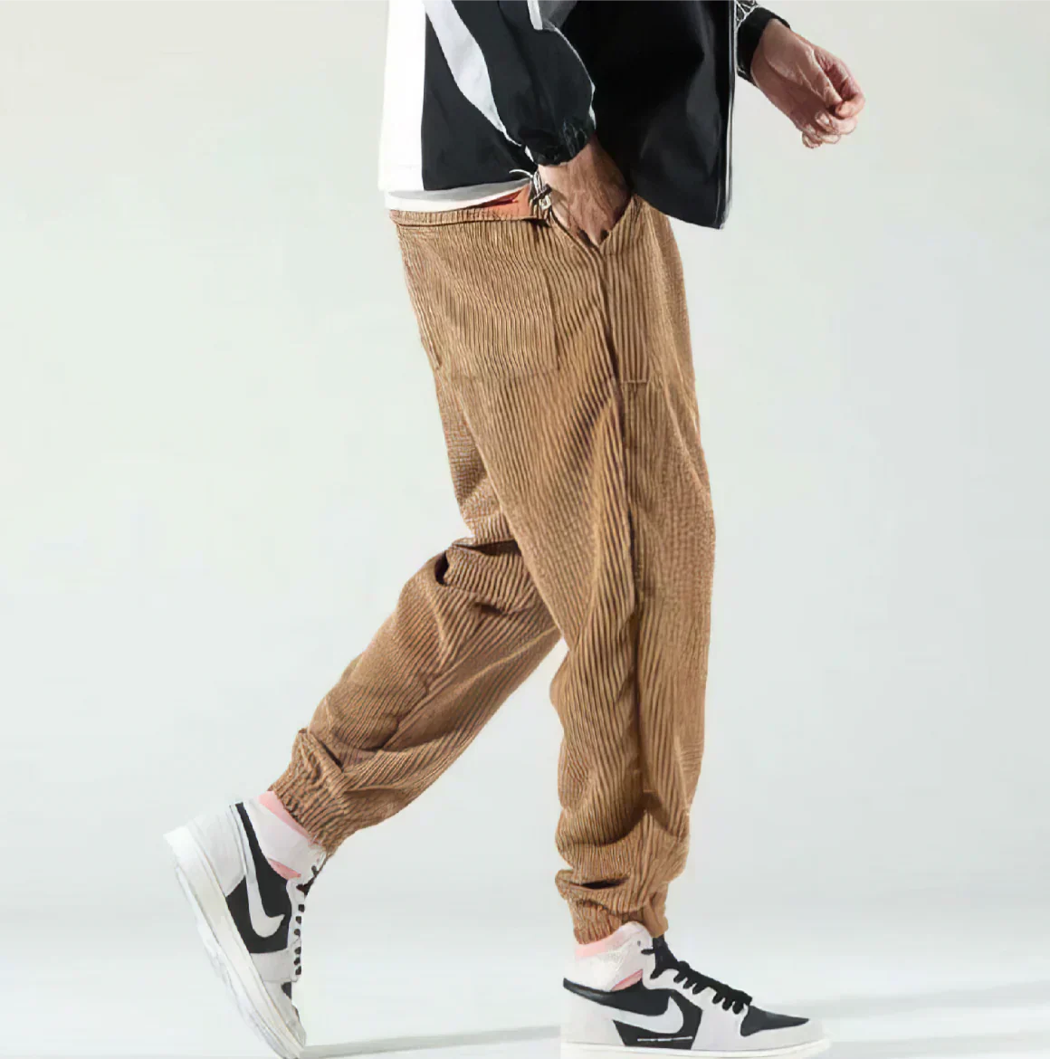 Herrenhose | Weiter Schnitt mit gleichmäßiger Form - Image 5