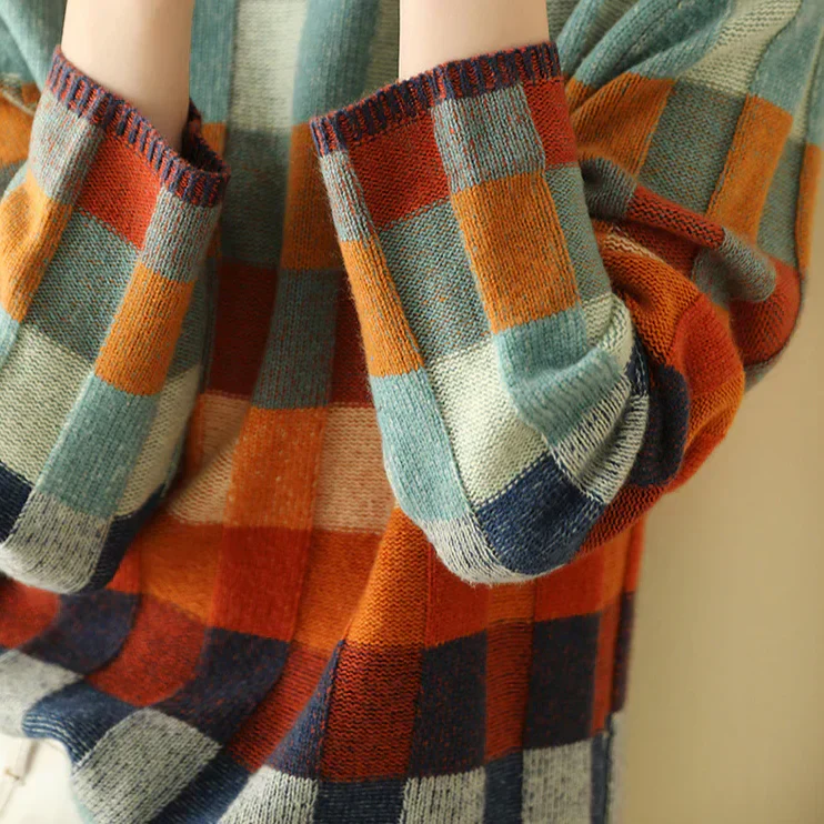 Hilda | Bunter Damenpullover mit ausdrucksstarkem Design - Image 3