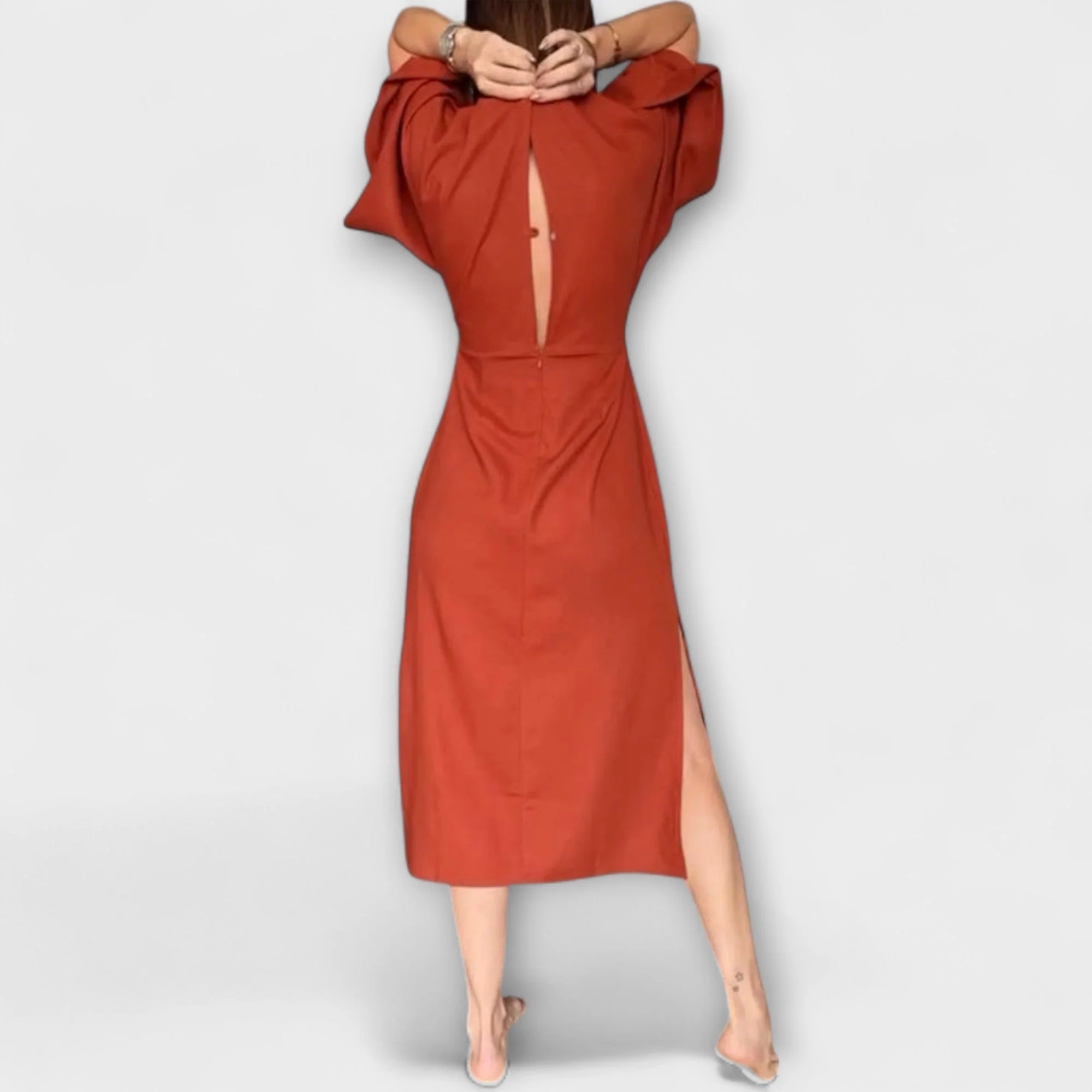 Holly - Entspanntes V-Ausschnitt-Kleid mit Taillengürtel - Image 3