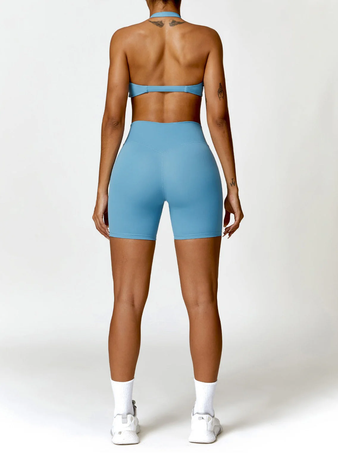 Iliane | Einfarbige Nahtlose Fitness-Shorts - Image 3