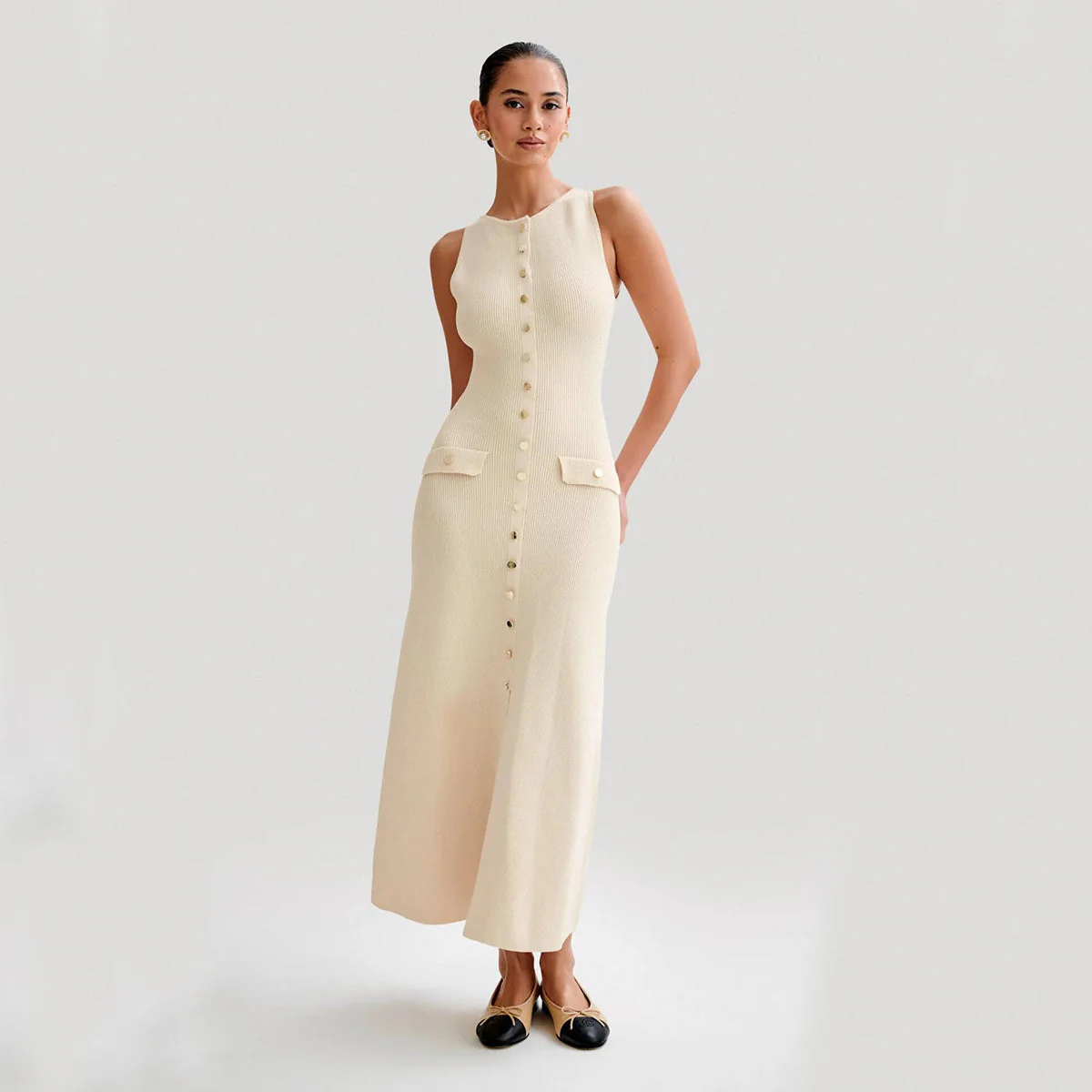 Imane | Langes ärmelloses Kleid mit Knöpfen - Image 4