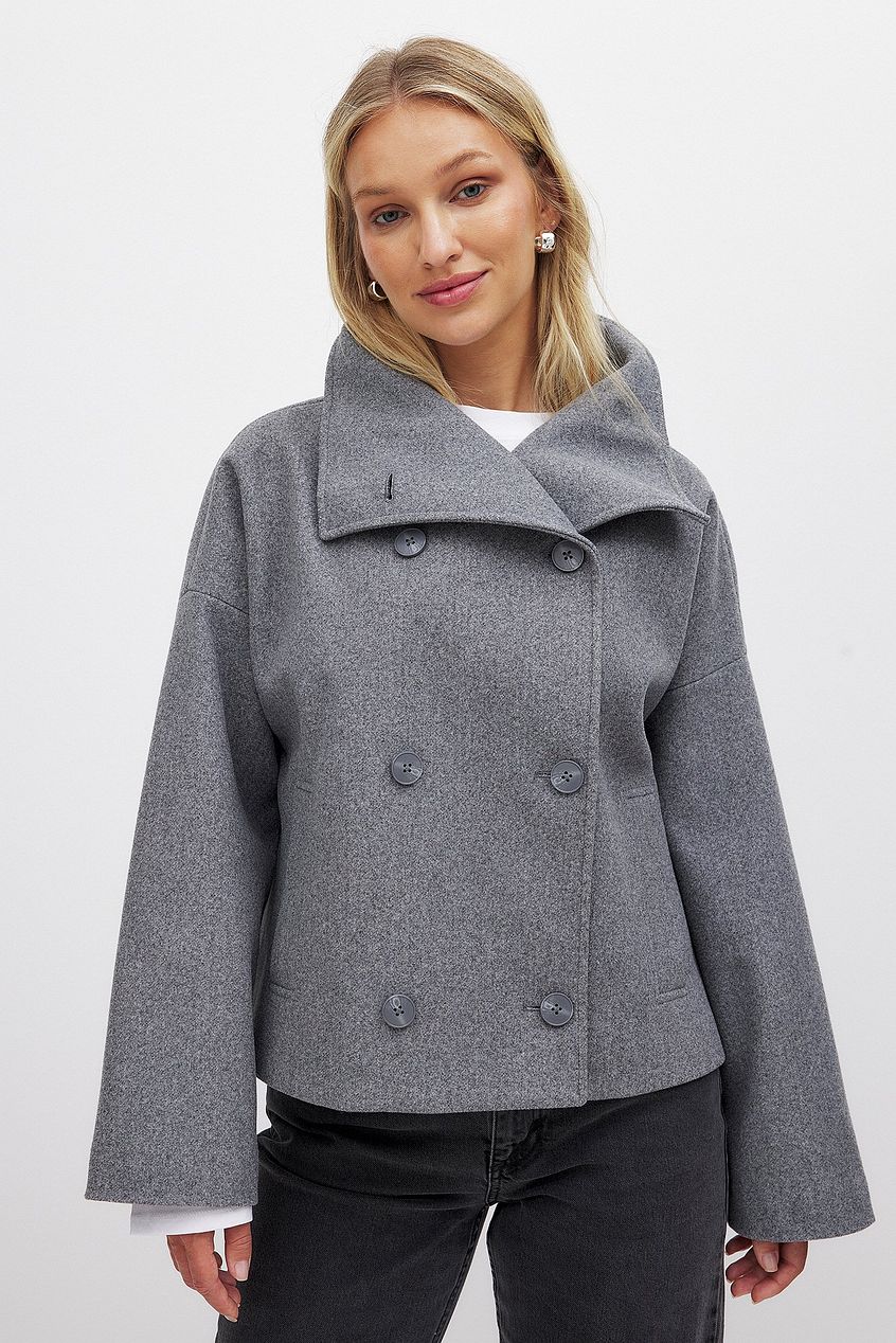 Inés – Damen Kurzjacke Mit Breitem Revers - Image 8