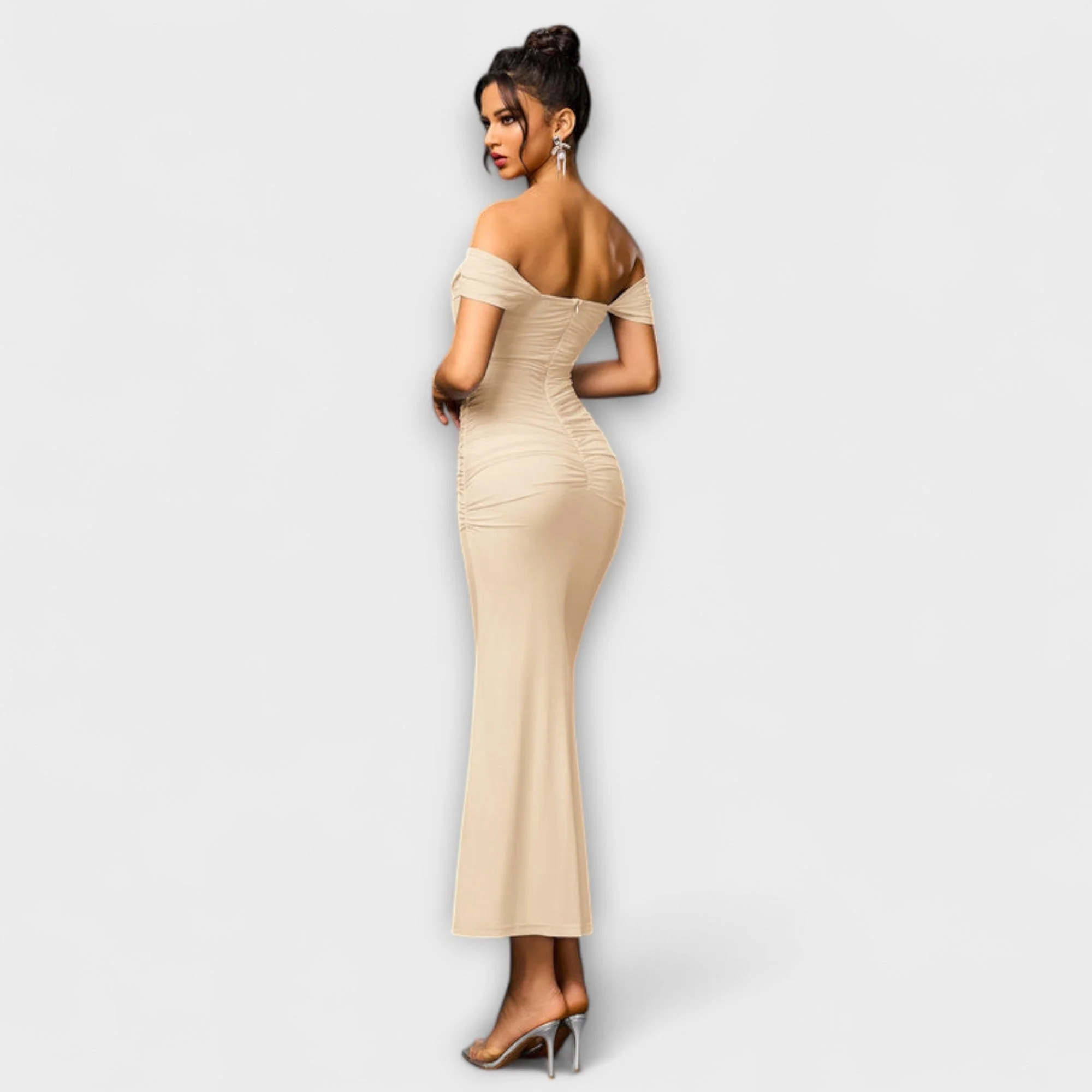 Ione - Off-Shoulder Ruffled Bodycon Dress - Image 15