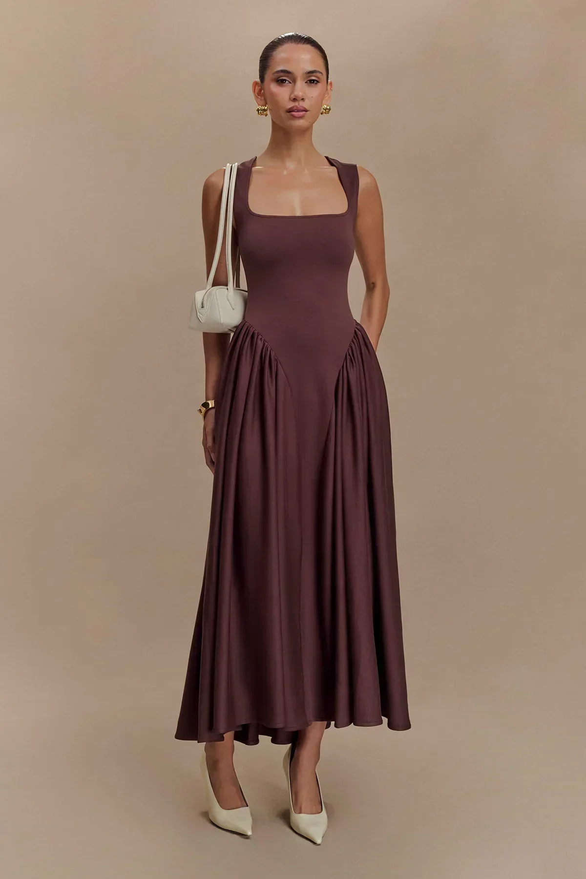 Ivana | Ärmelloses fließendes Midi-Kleid - Image 4