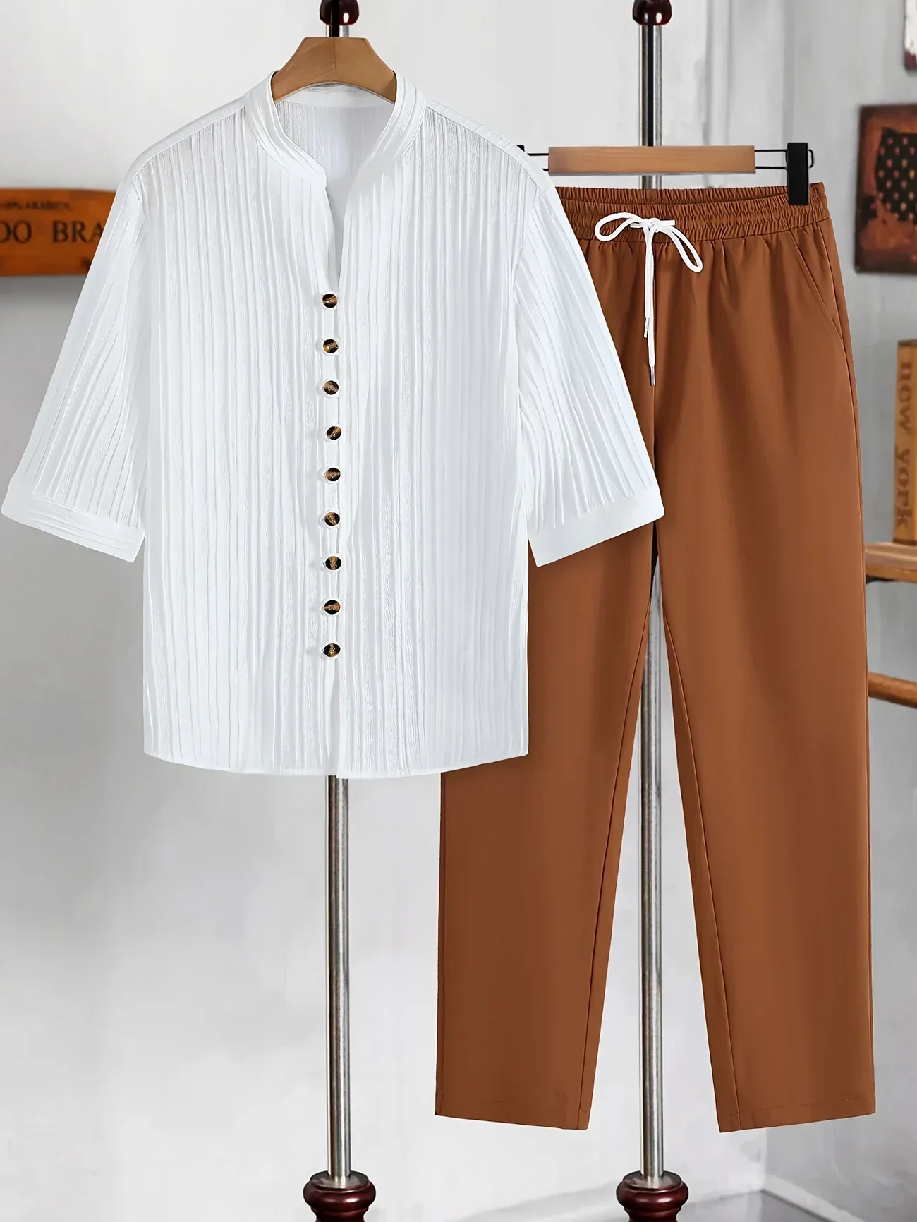 Jacob- Zweiteiliges Herren Set aus Kurzarmhemd, langer Hose - Image 2