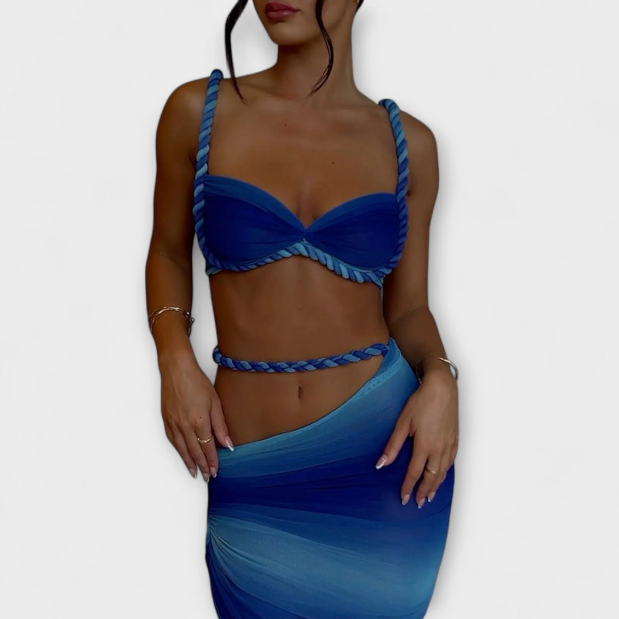 Jane - Elegantes Gradient Zopf Crop Top mit Overskirt Set - Image 2