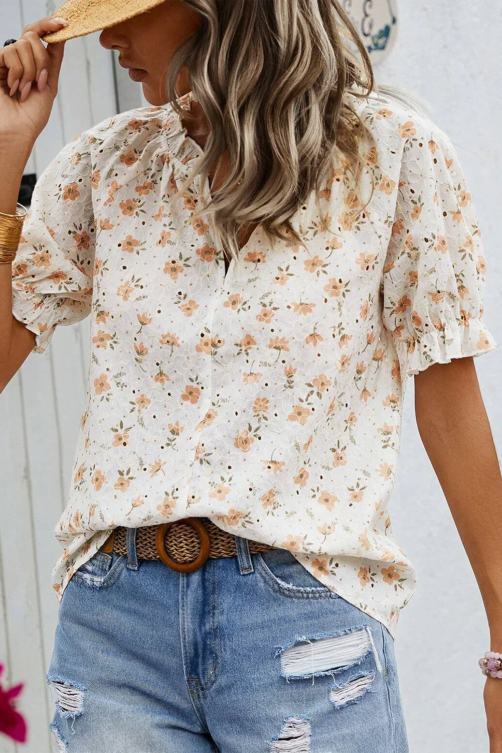 Janice -  Geblümte Bluse im Vintage-Stil mit Puffärmeln - Image 2