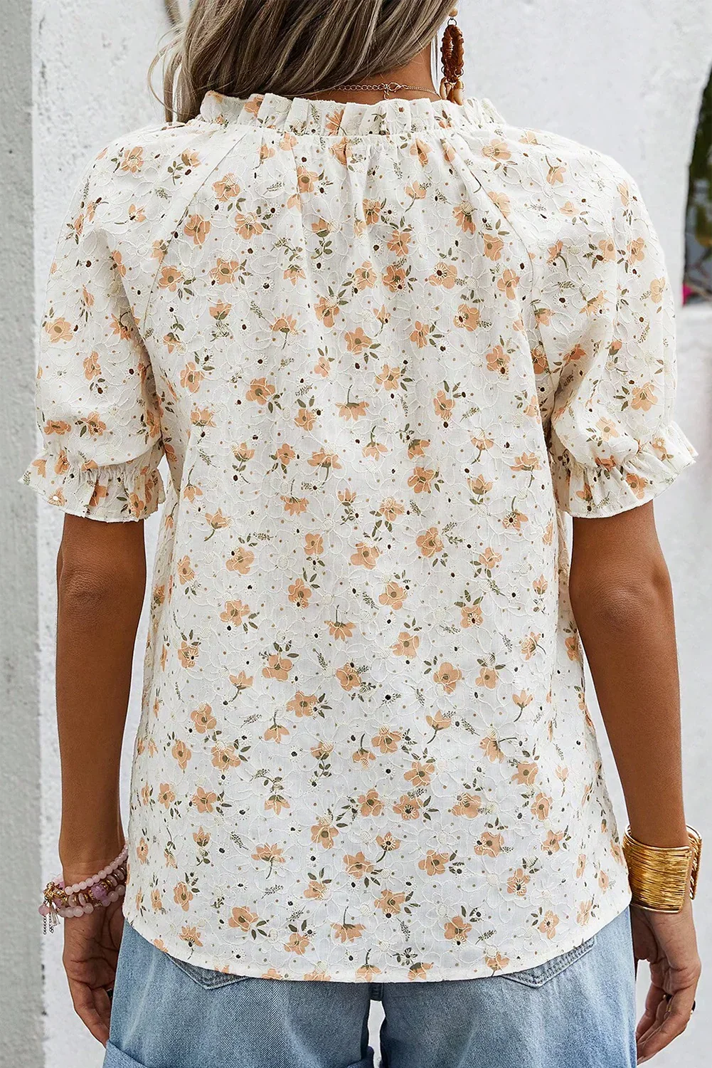 Janice -  Geblümte Bluse im Vintage-Stil mit Puffärmeln - Image 4