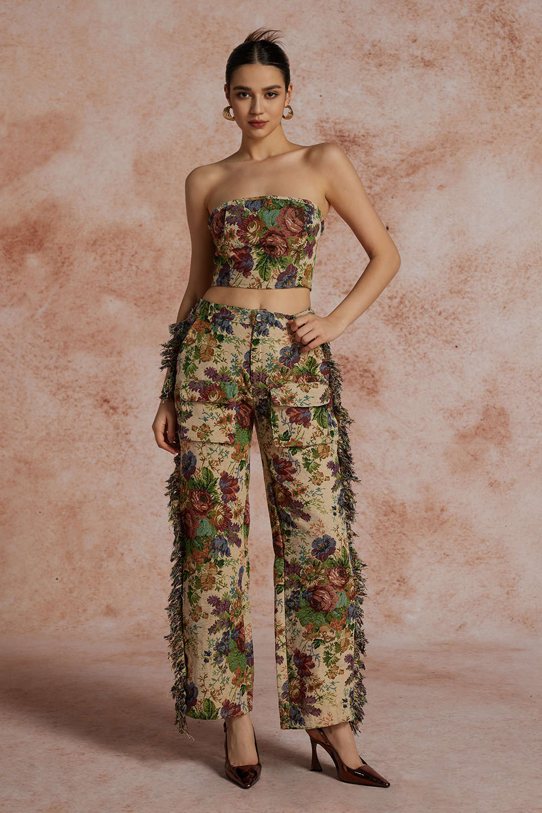 Jara | Extravagantes Zweiteiler-Set mit Bustier & bestickter Cargo-Hose - Image 6