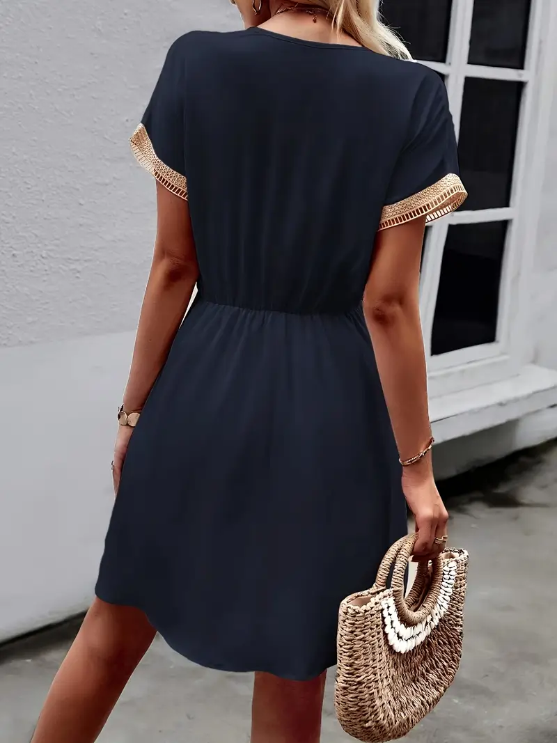 Jemila – Boho-Minikleid mit Häkelbesatz - Image 4