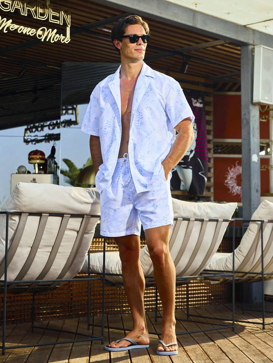 Johann – Herren Set Mit Pflanzenhemd Und Shorts Strandurlaub - Image 2